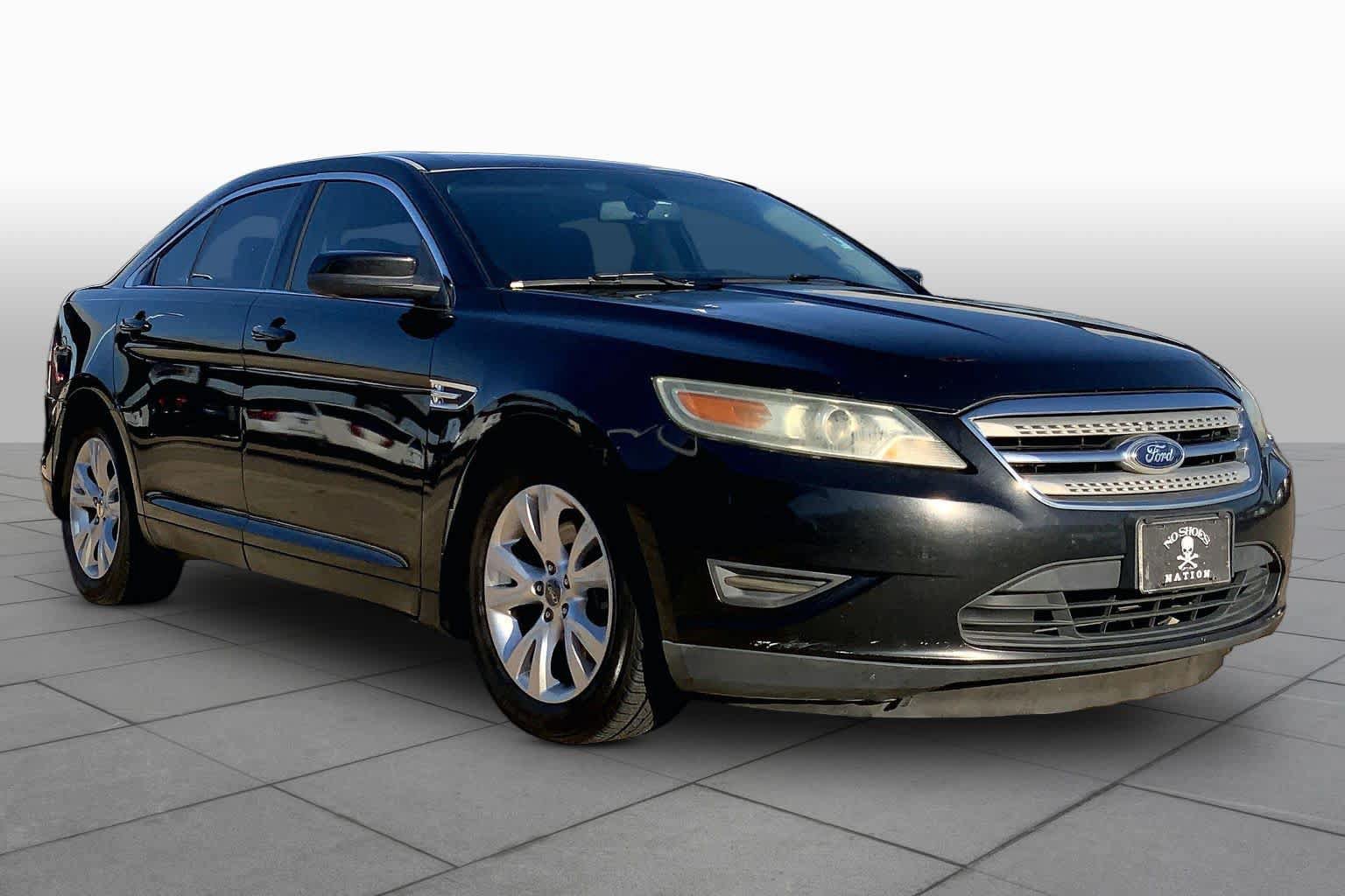 Used 2011 Ford Taurus SEL w/ 201A Rapid Spec Order Code FWD image 2