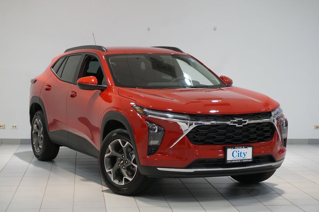 New 2026 Chevrolet Trax LT image 2