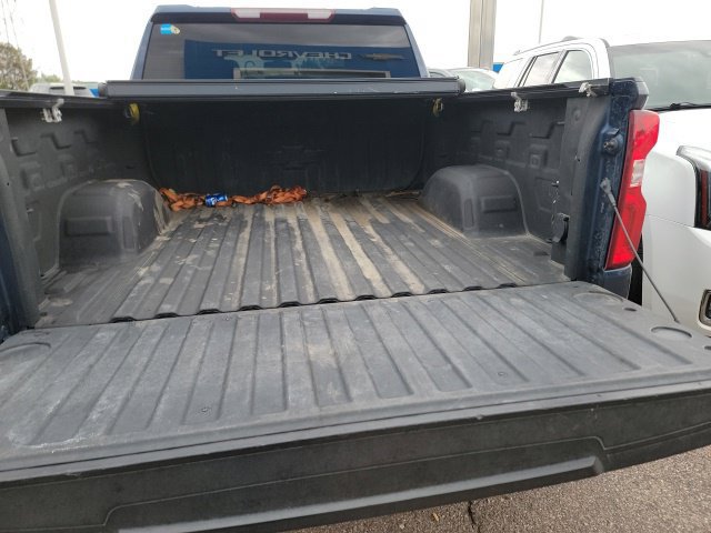 Used 2019 Chevrolet Silverado 1500 LTZ AWD/4WD image 8