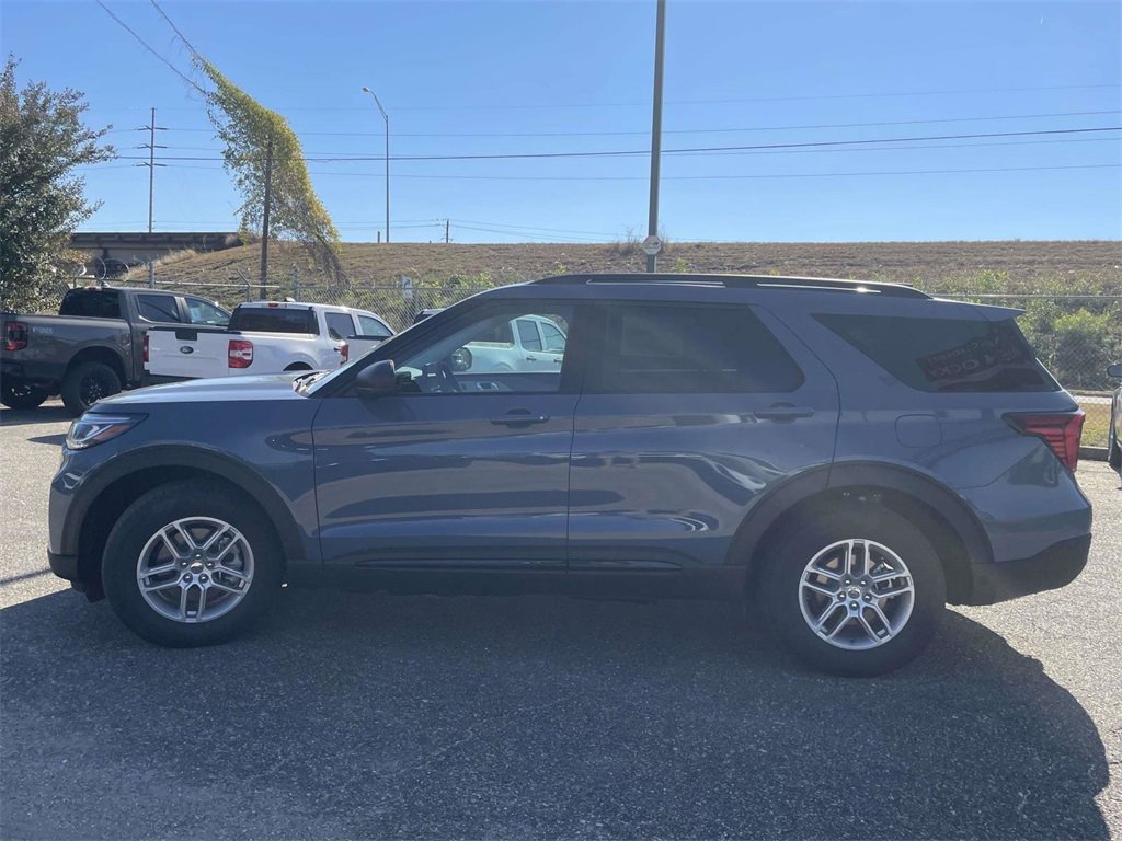 New 2026 Ford Explorer Active w/ Active Comfort Package image 6