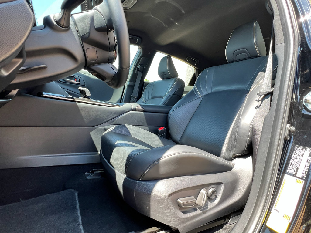 Used 2025 Toyota Crown XLE image 20