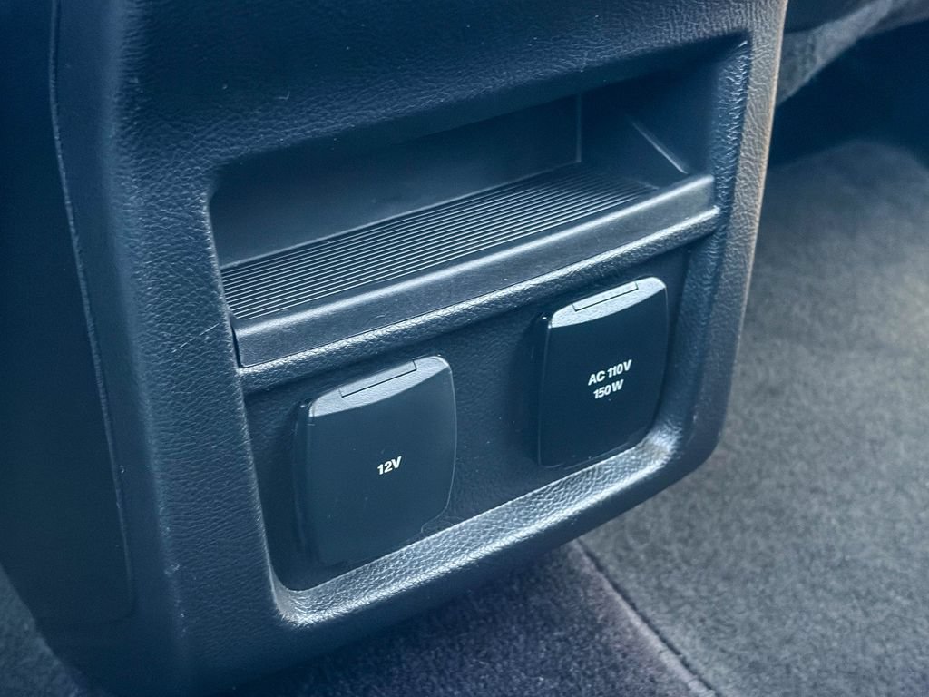 Used 2018 Ford Edge SEL w/ Equipment Group 201A FWD image 25