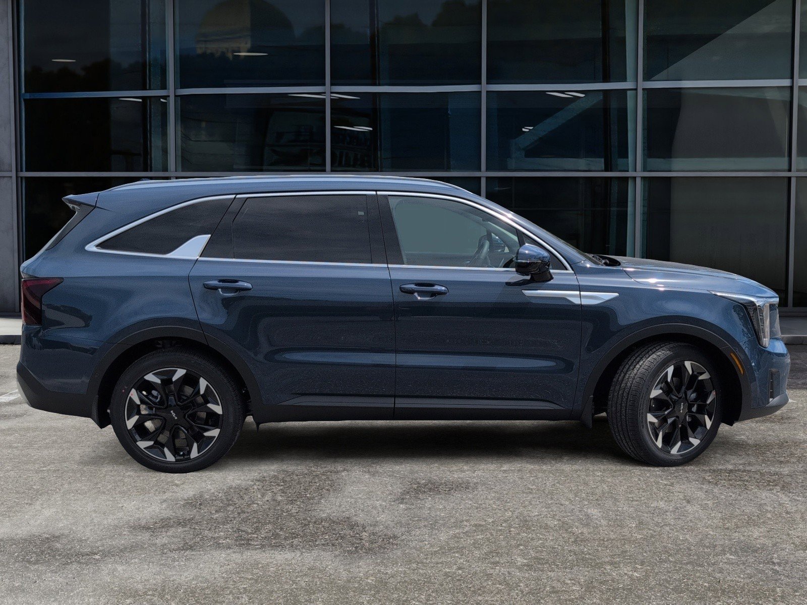 New 2026 Kia Sorento SX image 3