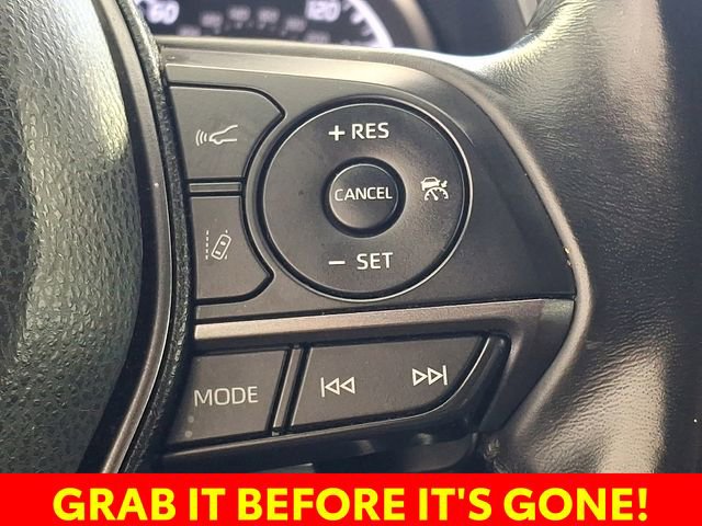 Used 2024 Toyota Camry SE image 25