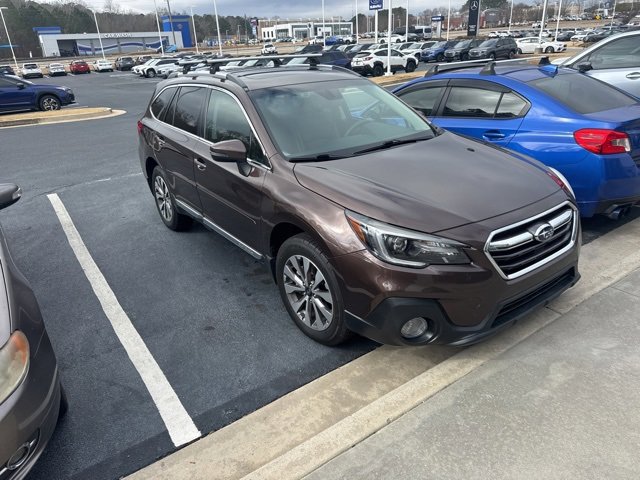 Used 2019 Subaru Outback 2.5i Touring w/ Popular Package #3A image 5