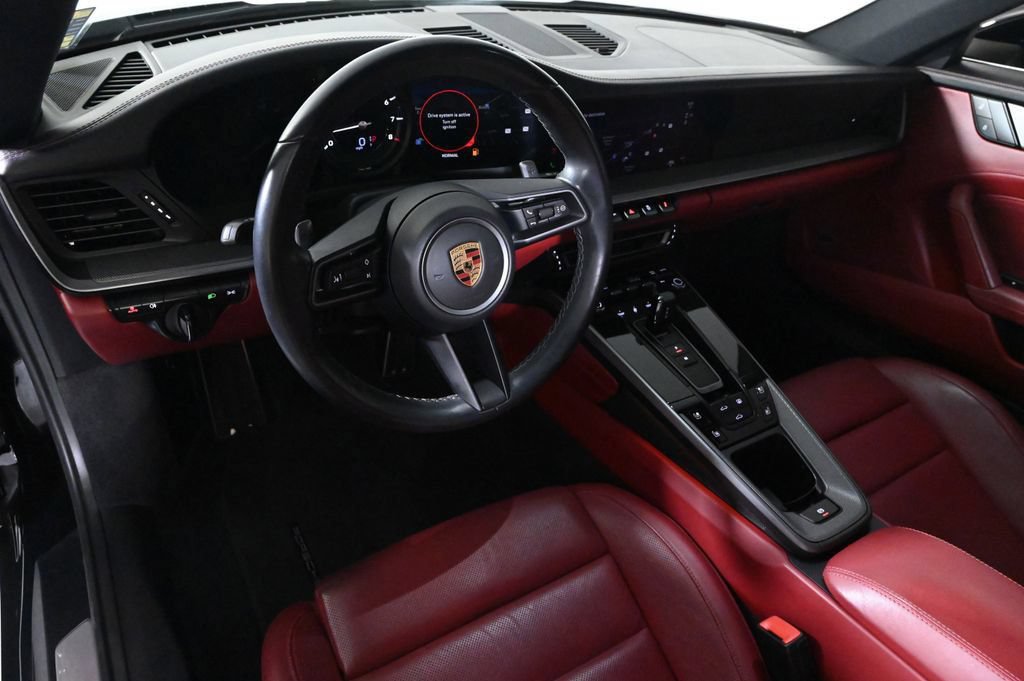 Certified 2022 Porsche 911 Carrera RWD image 4
