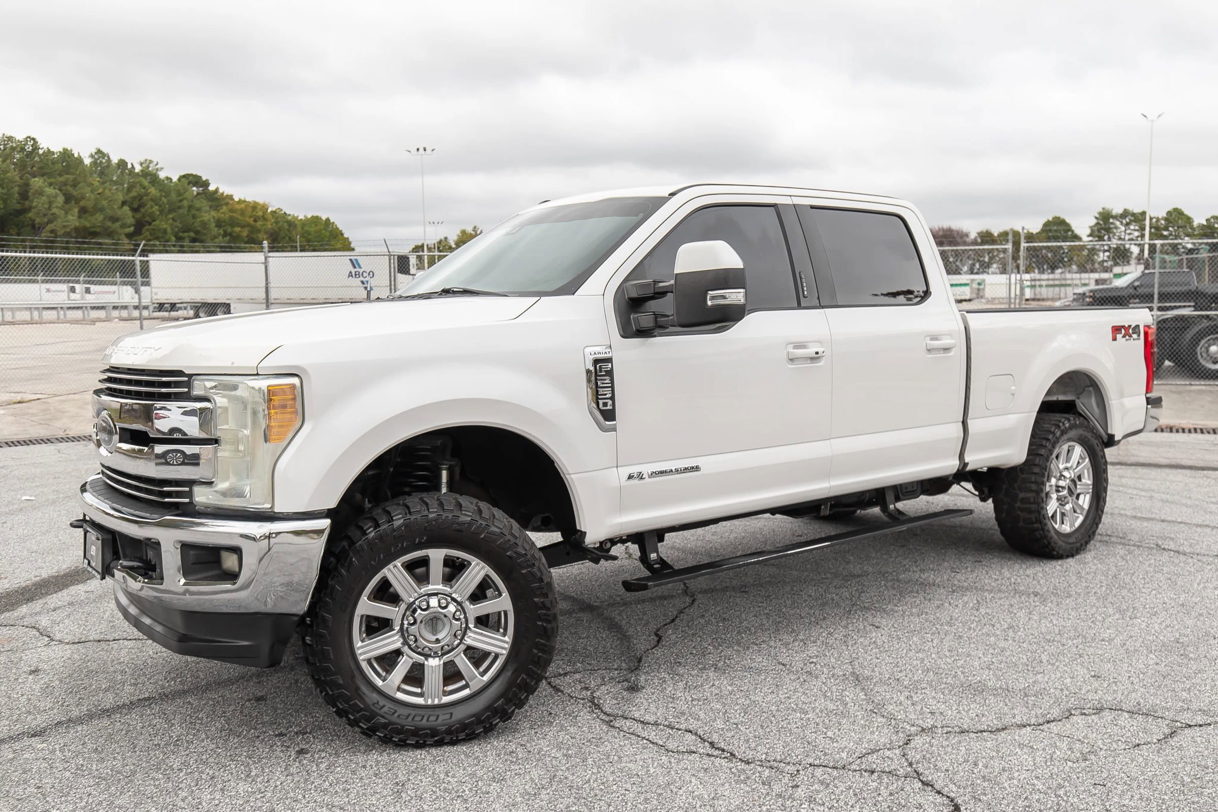 Used 2017 Ford F250 Lariat w/ Lariat Ultimate Package image 2