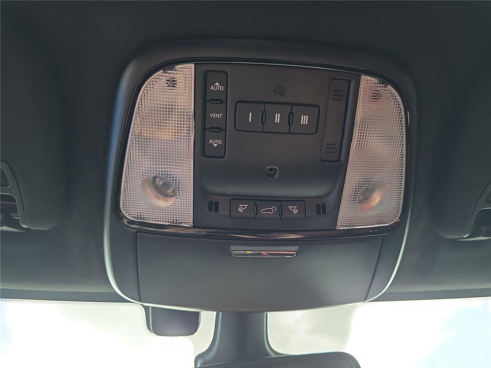 Used 2024 Dodge Durango SRT Hellcat image 15