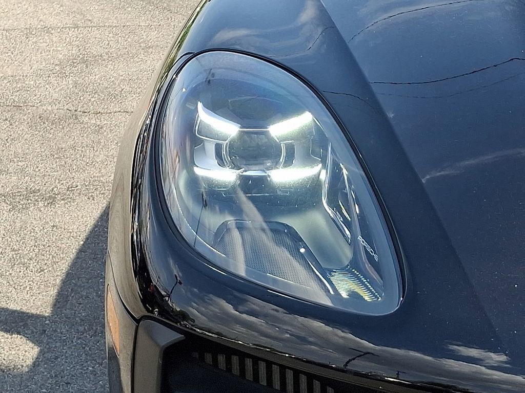 Used 2020 Porsche Macan S AWD/4WD image 11