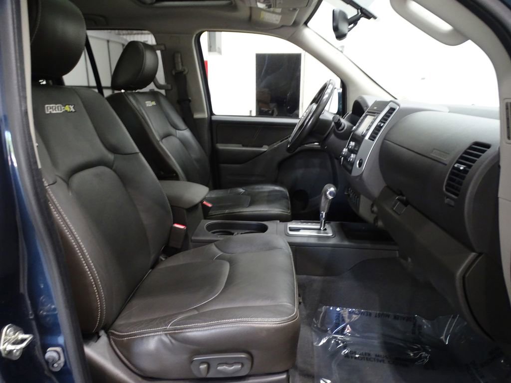Used 2019 Nissan Frontier PRO-4X w/ Pro-4x Luxury Package image 17