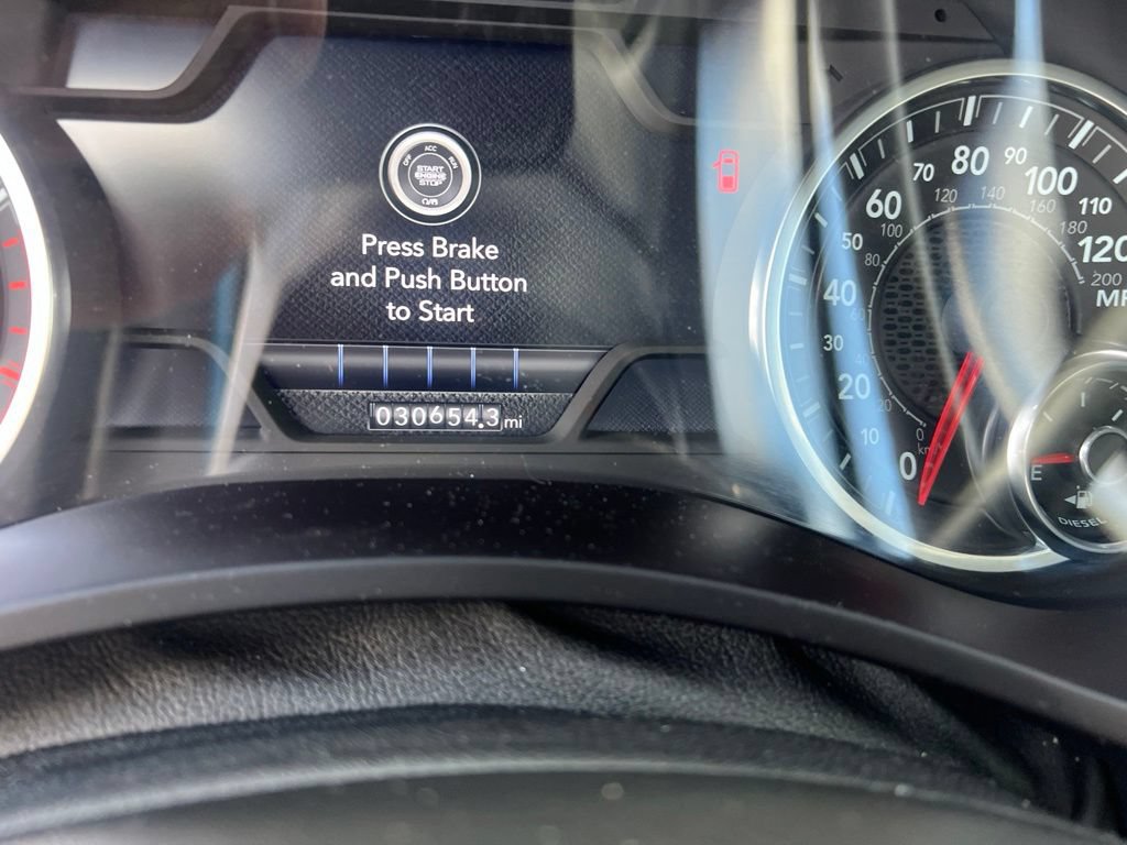 Used 2024 RAM 2500 Laramie w/ Night Edition AWD/4WD image 9