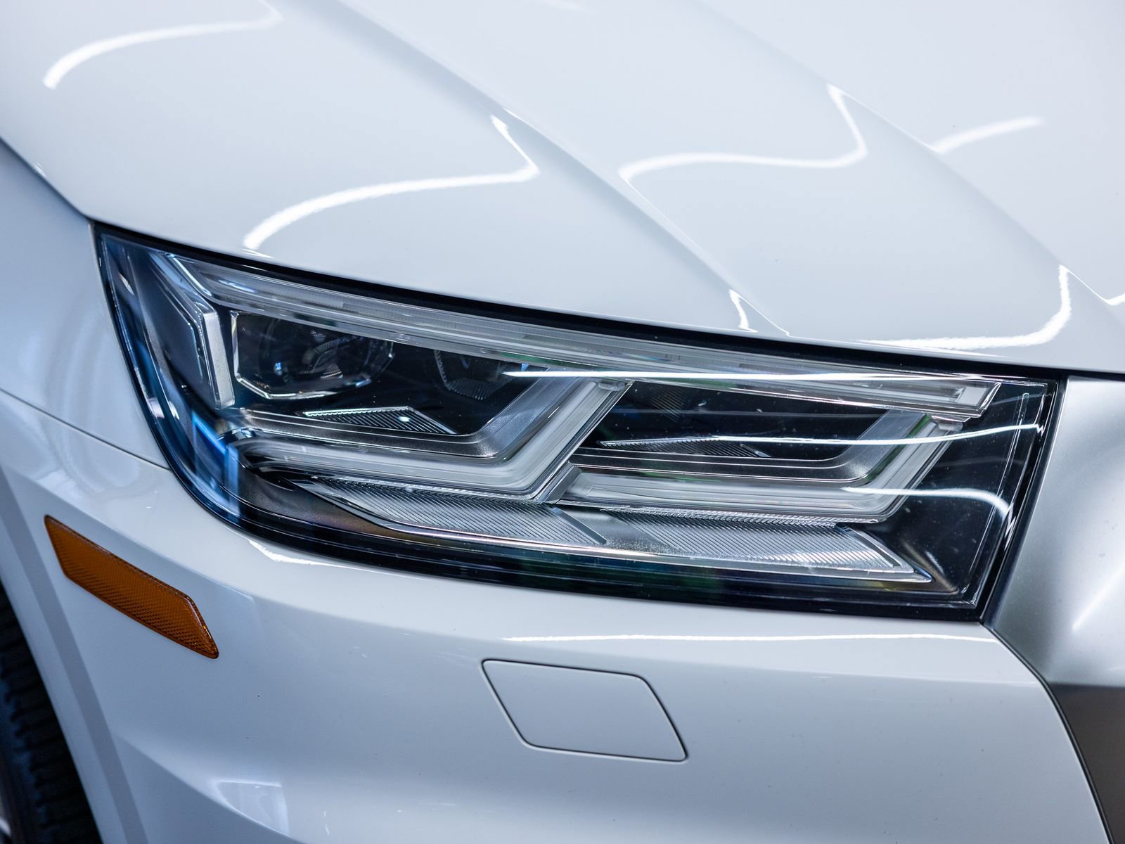 Used 2019 Audi Q5 2.0T Premium Plus w/ Premium Plus Package image 14