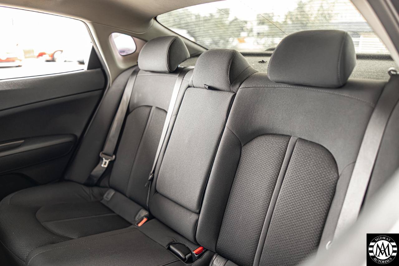 Used 2017 Kia Optima LX FWD image 21