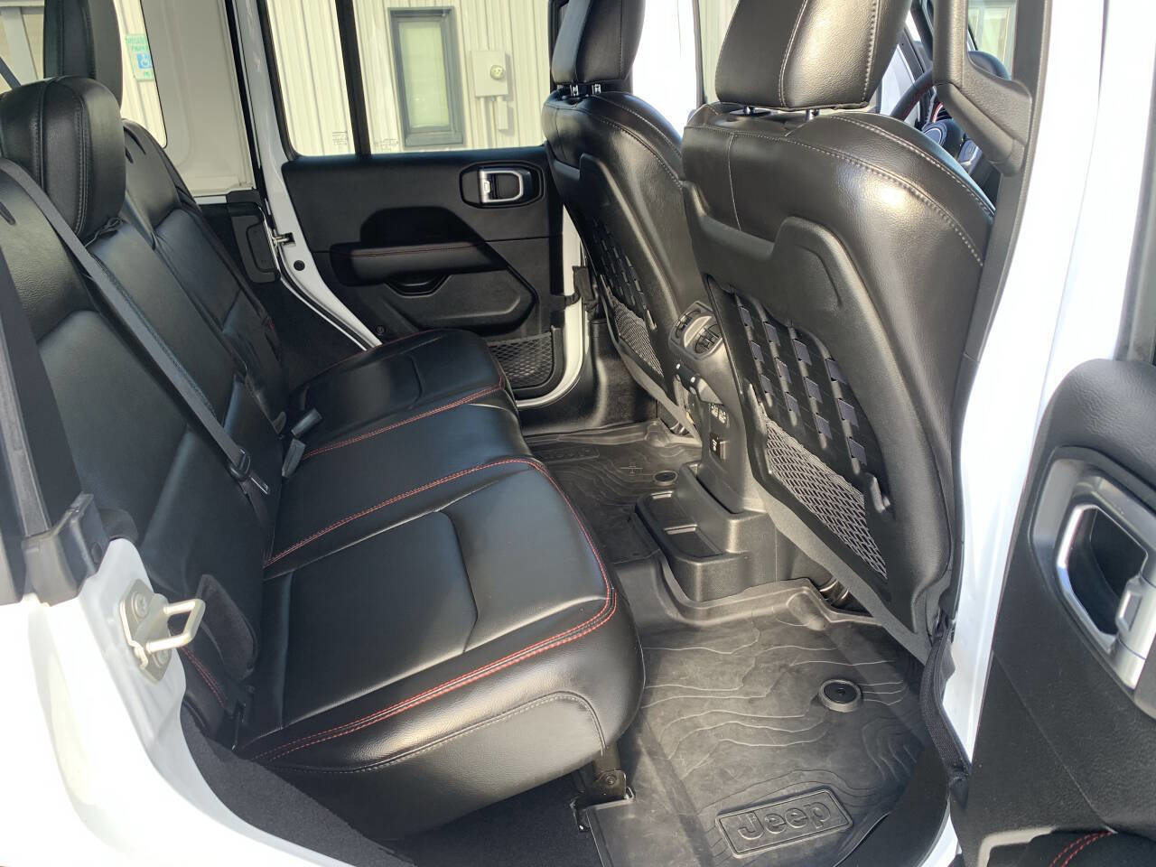 Used 2023 Jeep Wrangler Unlimited Rubicon w/ Dual Top Group image 28