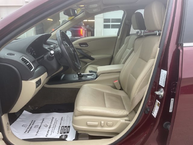 Used 2018 Acura RDX w/ Tech & AcuraWatch Plus Pack AWD/4WD image 19