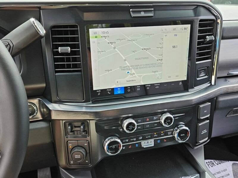 New 2025 Ford F250 Lariat w/ Chrome Package image 18