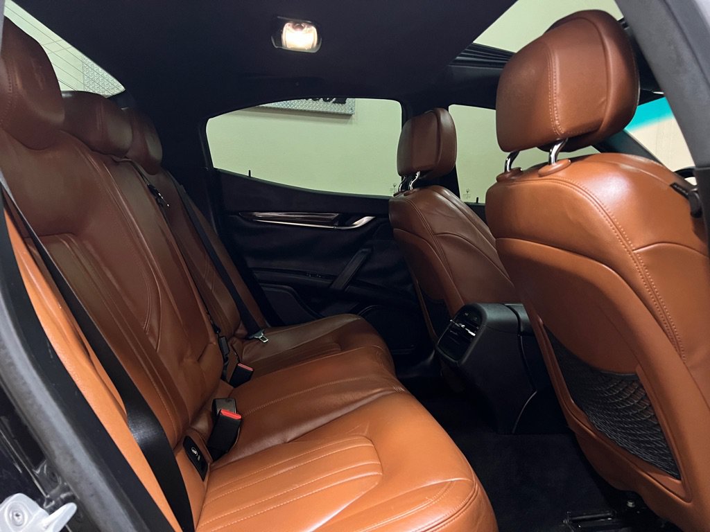 Used 2014 Maserati Ghibli RWD image 25