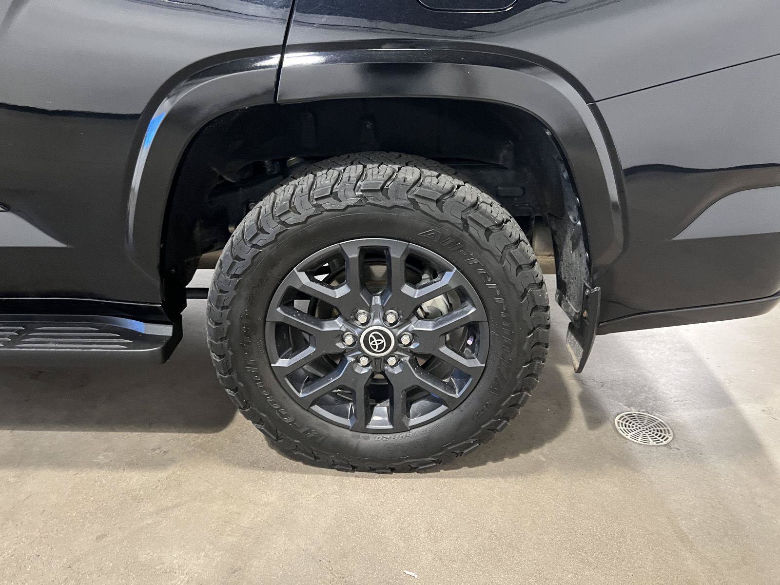 Used 2023 Toyota Sequoia Platinum AWD/4WD image 55