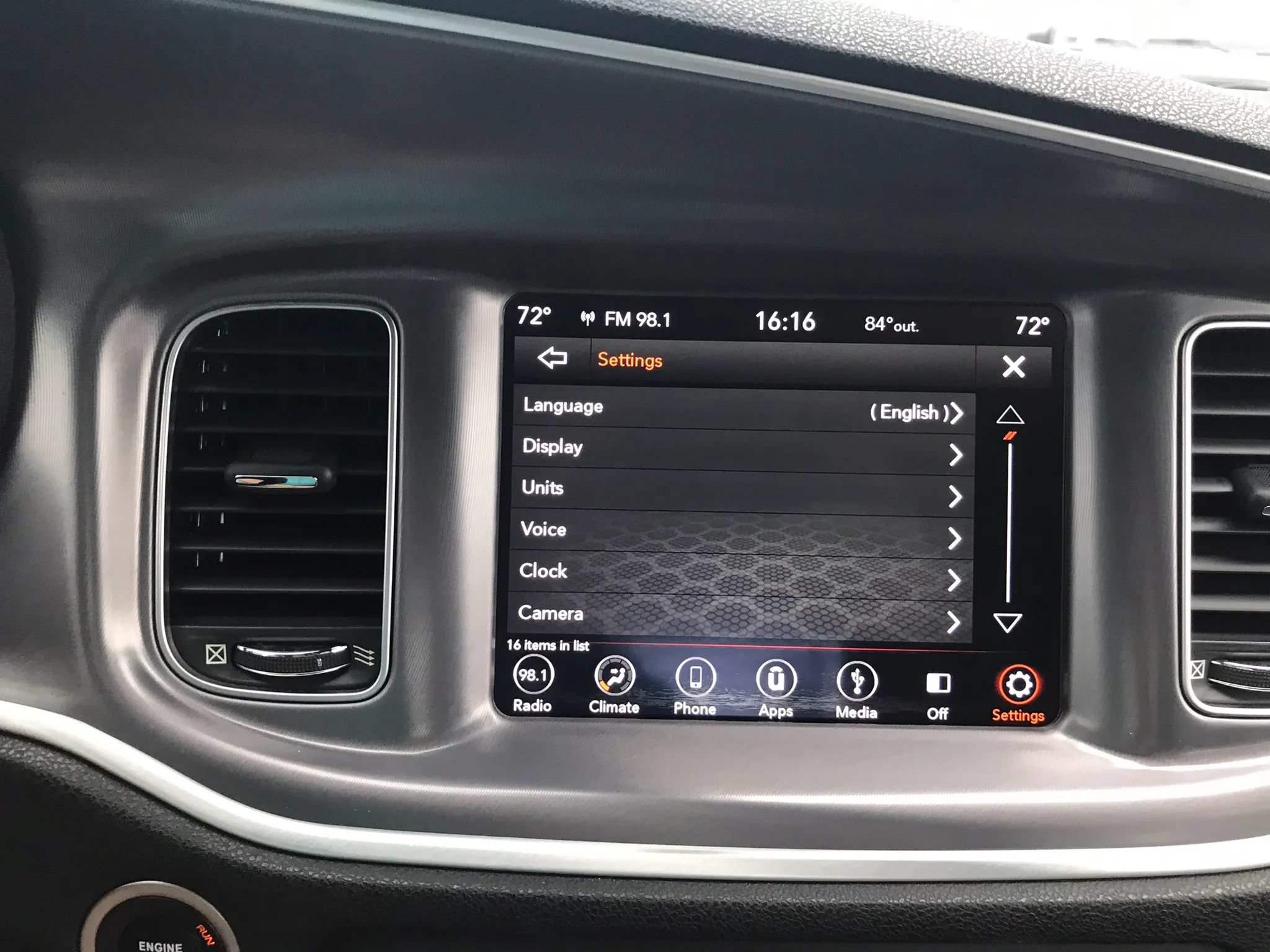Used 2019 Dodge Charger SXT AWD/4WD image 27