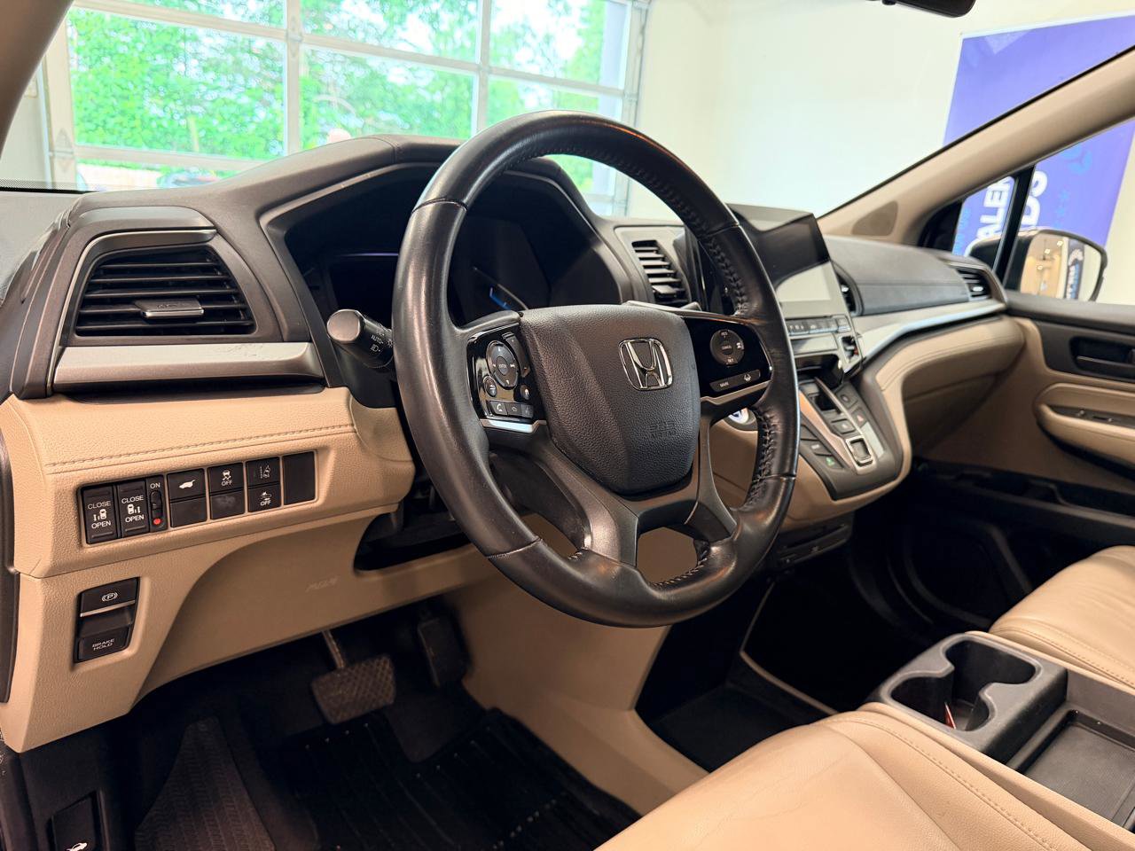 Used 2019 Honda Odyssey EX-L image 17