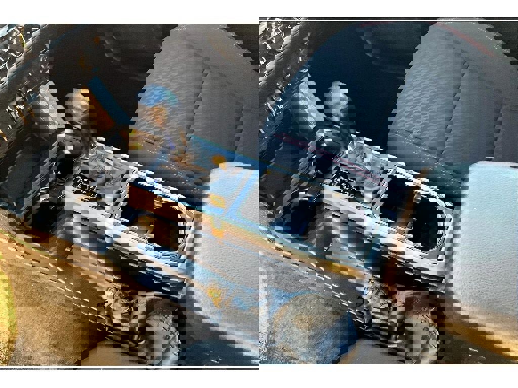 Used 2023 Toyota Tacoma SR5 w/ Technology Package image 15