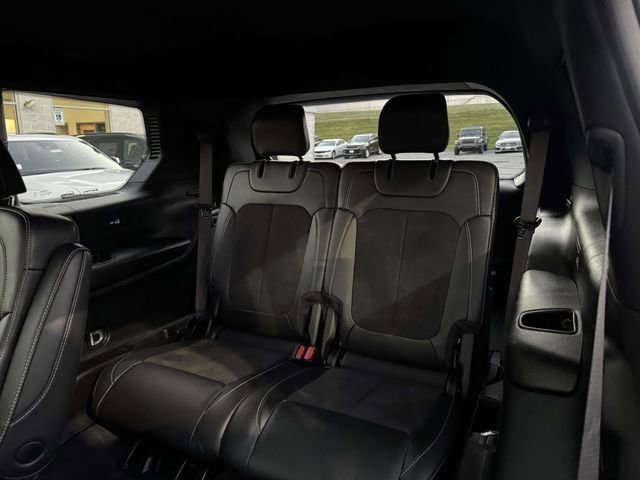 Used 2022 Jeep Grand Cherokee L Laredo image 19