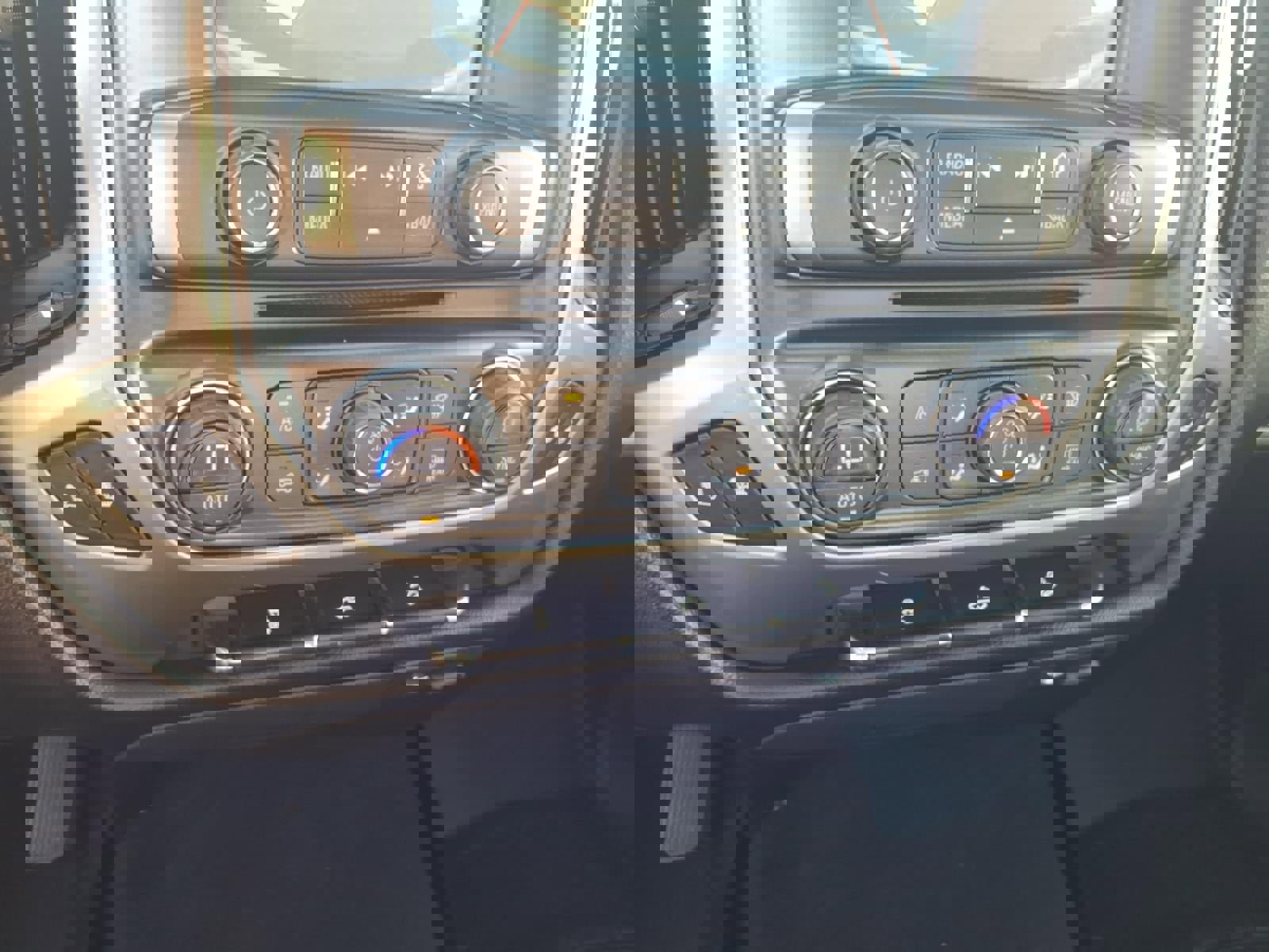 Used 2018 Chevrolet Silverado 1500 LT w/ All Star Edition image 13