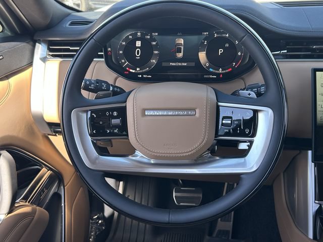 New 2026 Land Rover Range Rover Long Wheelbase SE AWD/4WD image 11
