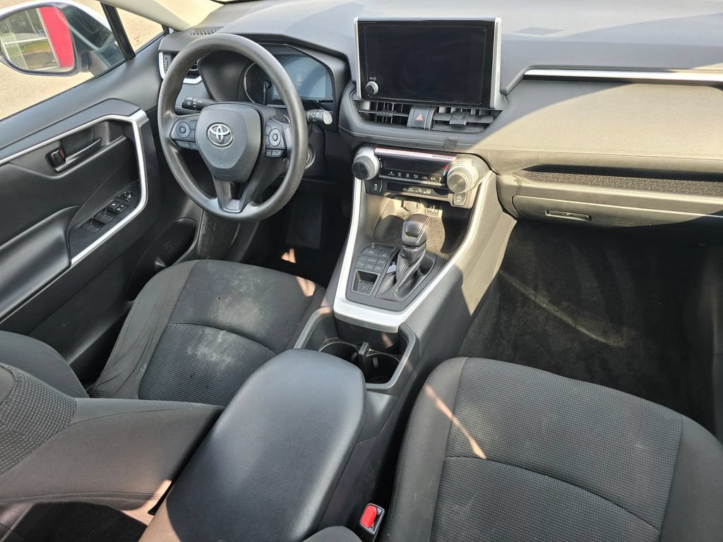 Certified 2024 Toyota RAV4 LE AWD/4WD image 21