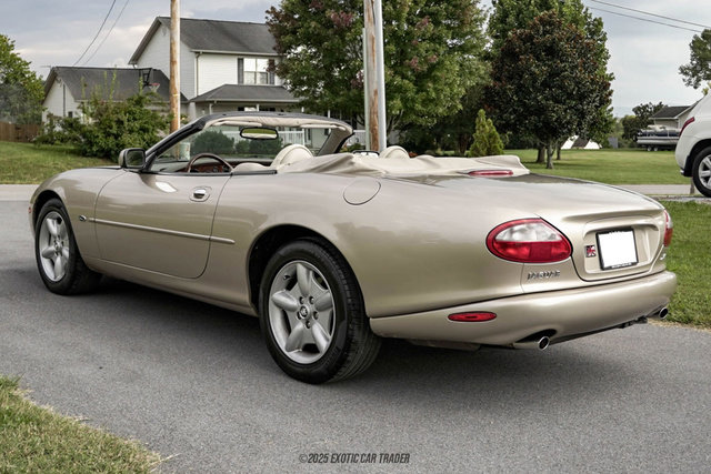 Used 1999 Jaguar XK8 Convertible image 6