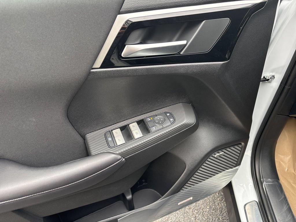 New 2026 Mitsubishi Outlander ES FWD image 13