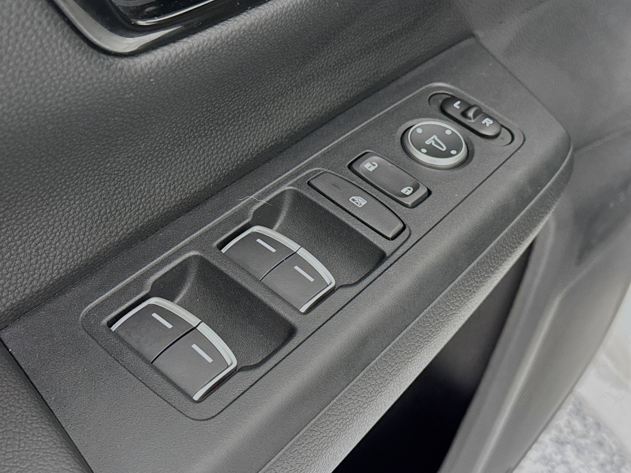 Certified 2026 Honda CR-V EX-L image 17