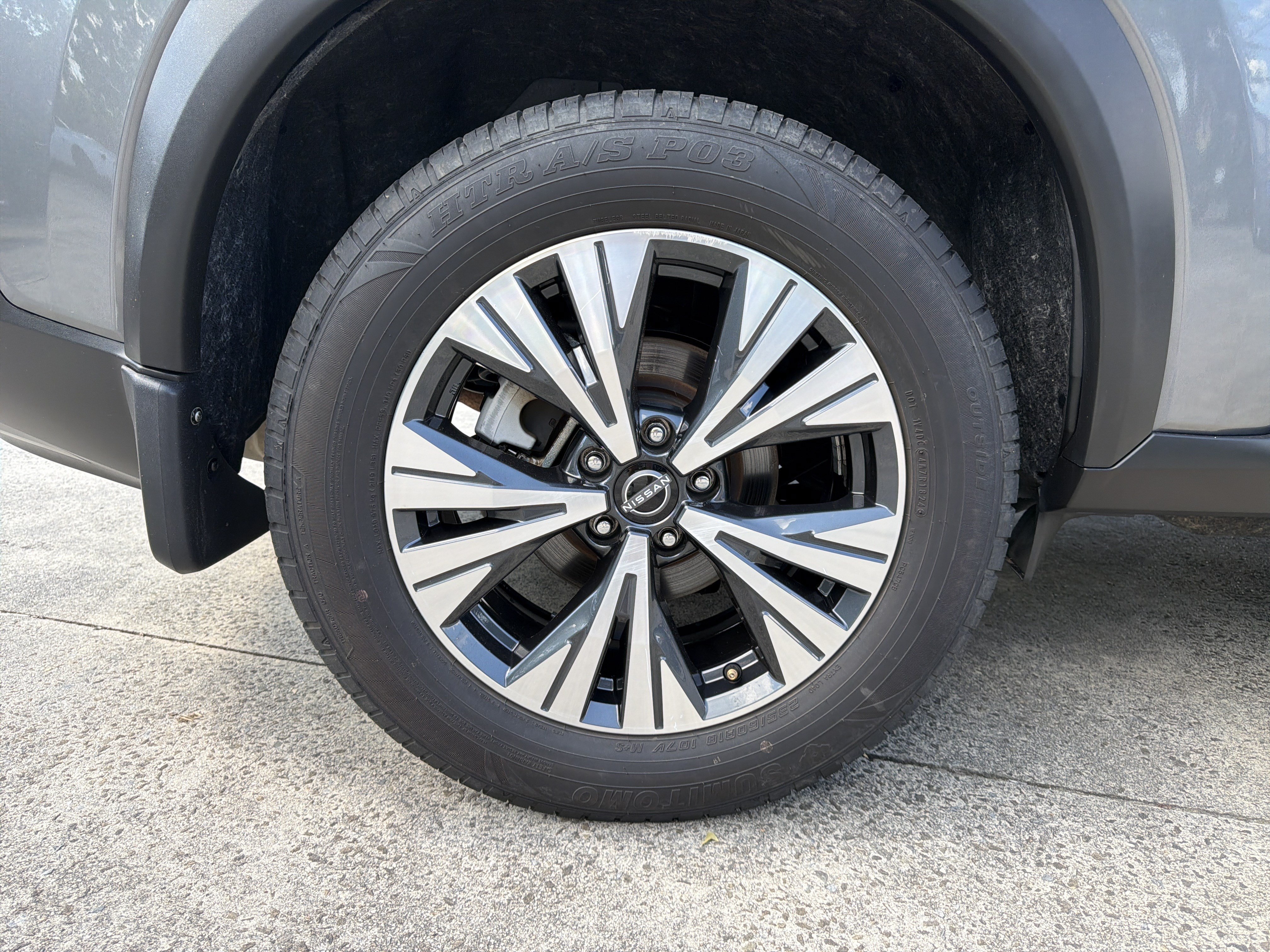 Used 2023 Nissan Rogue SV FWD image 17