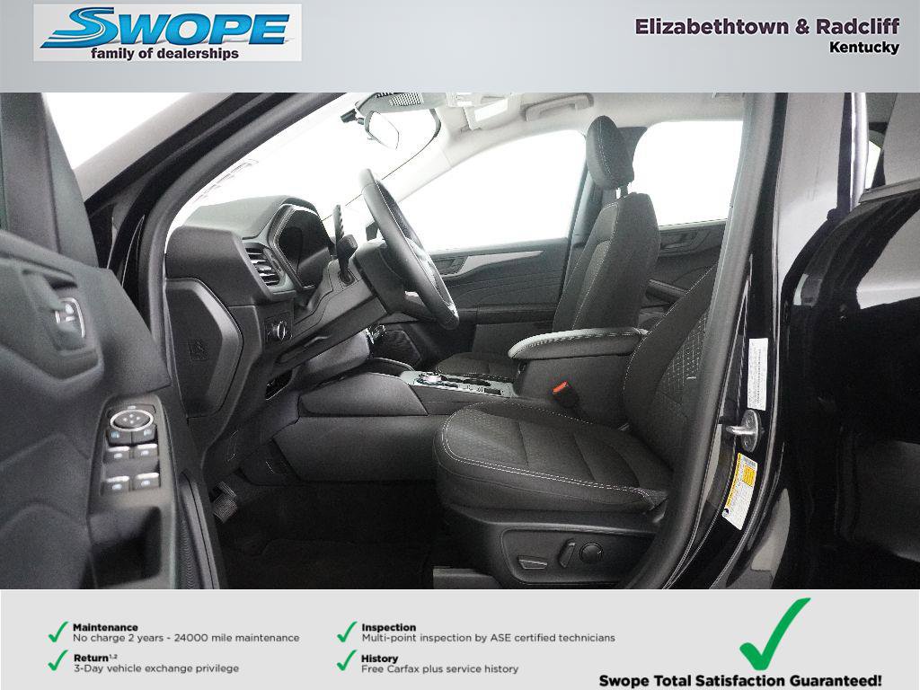 Used 2024 Ford Escape Active w/ Tech Pack #1 AWD/4WD image 11