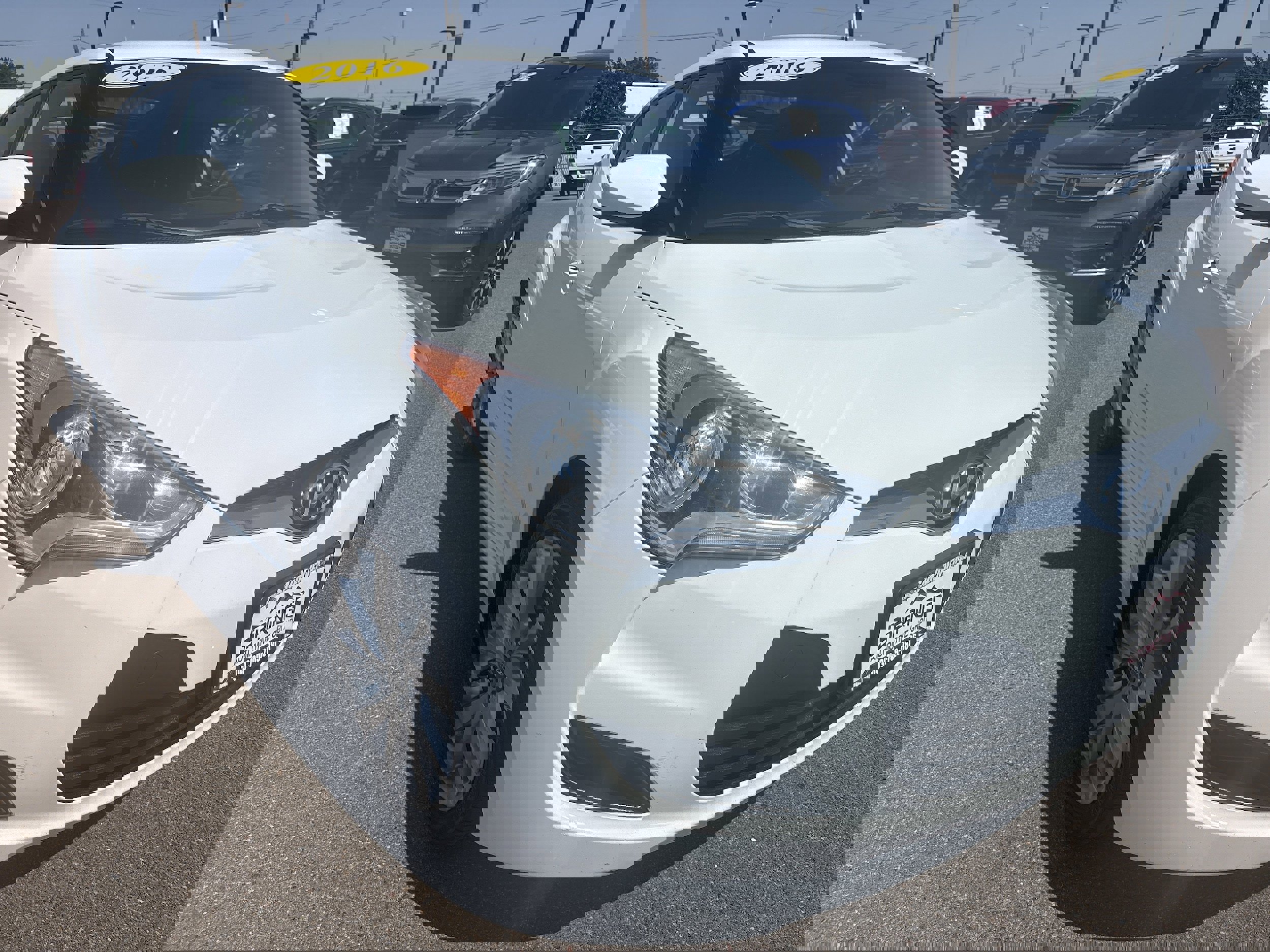 Used 2016 Hyundai Veloster image 7