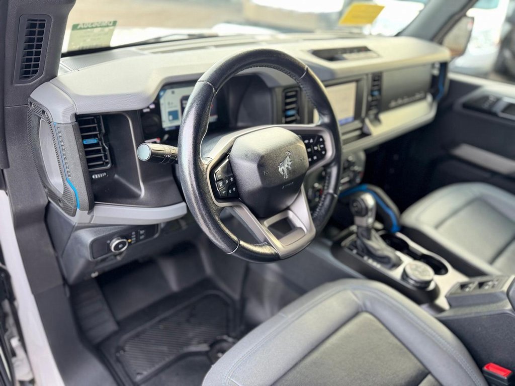 Used 2022 Ford Bronco Black Diamond image 14