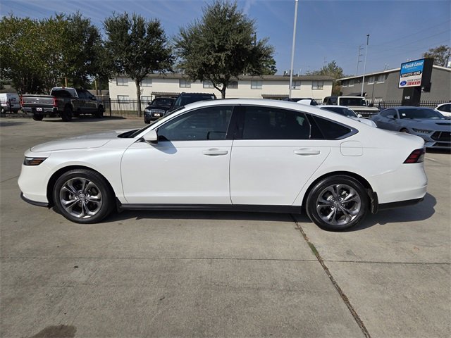 Used 2024 Honda Accord EX image 4