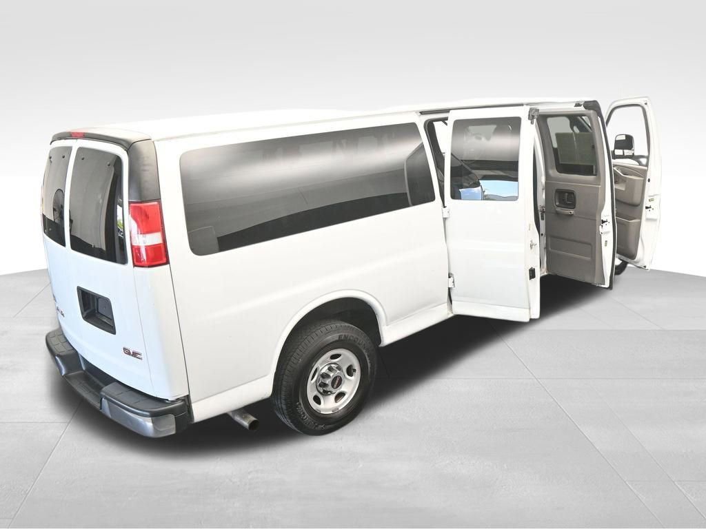 Used 2020 GMC Savana 3500 LT w/ LT Preferred Equipment Group image 63