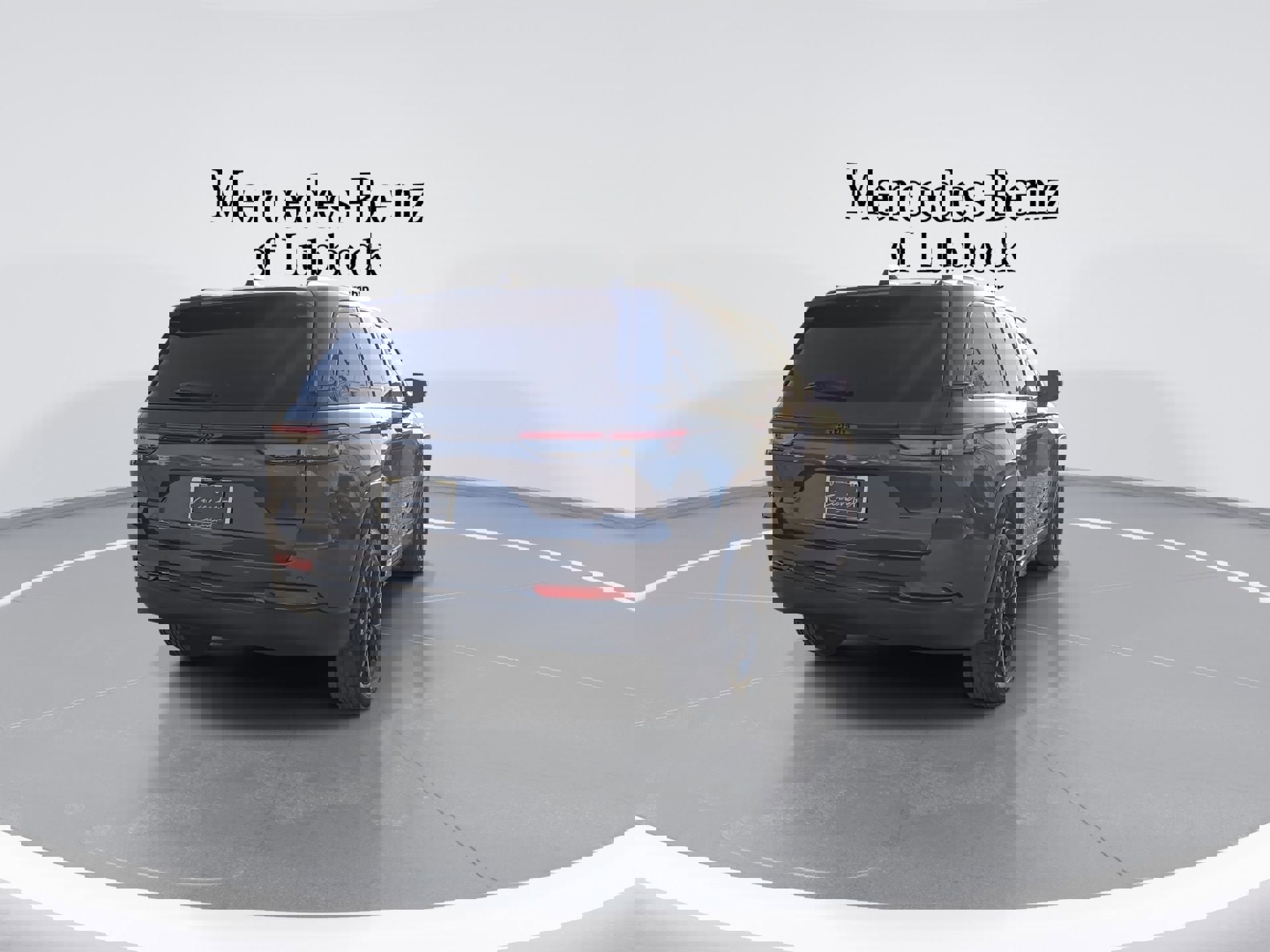 Used 2025 Jeep Grand Cherokee Altitude image 7