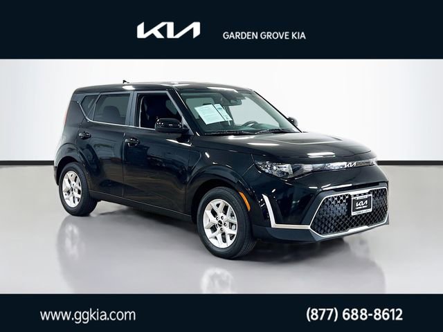Certified 2025 Kia Soul LX