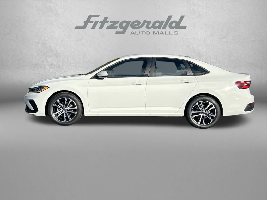 New 2026 Volkswagen Jetta Sport image 4