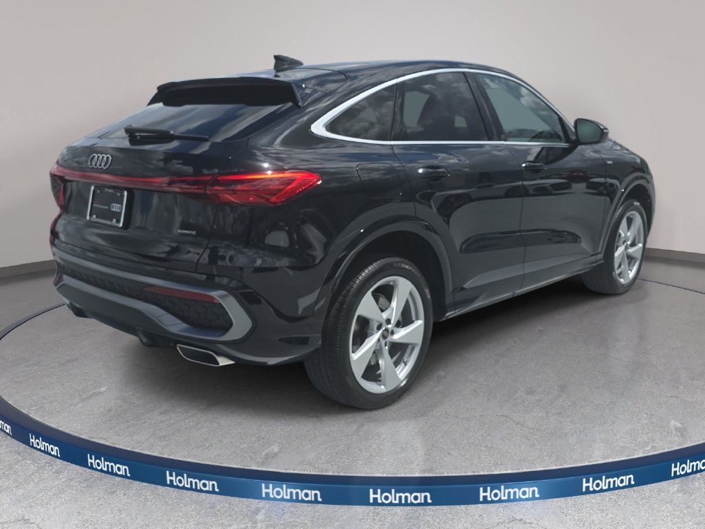 Used 2025 Audi Q5 Premium Plus w/ Premium Plus AWD/4WD image 5
