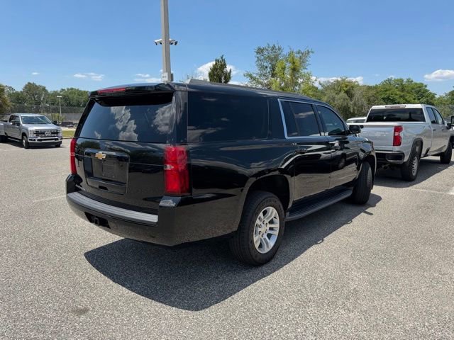 Used 2019 Chevrolet Suburban LS RWD image 3