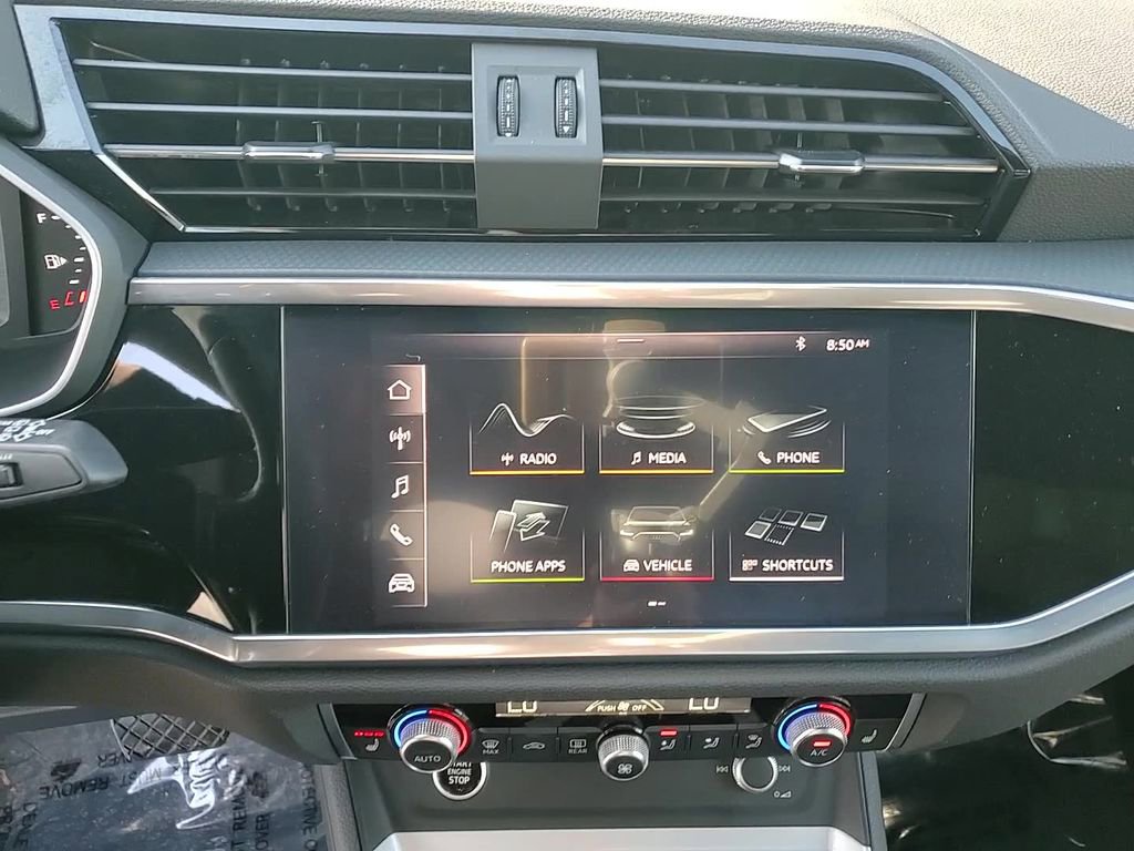 Used 2021 Audi Q3 2.0T Premium Plus image 18