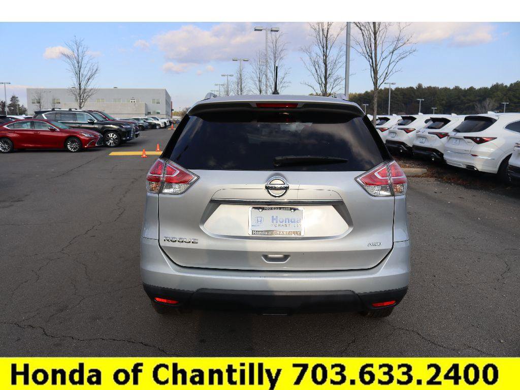 Used 2016 Nissan Rogue S w/ Appearance Package image 6