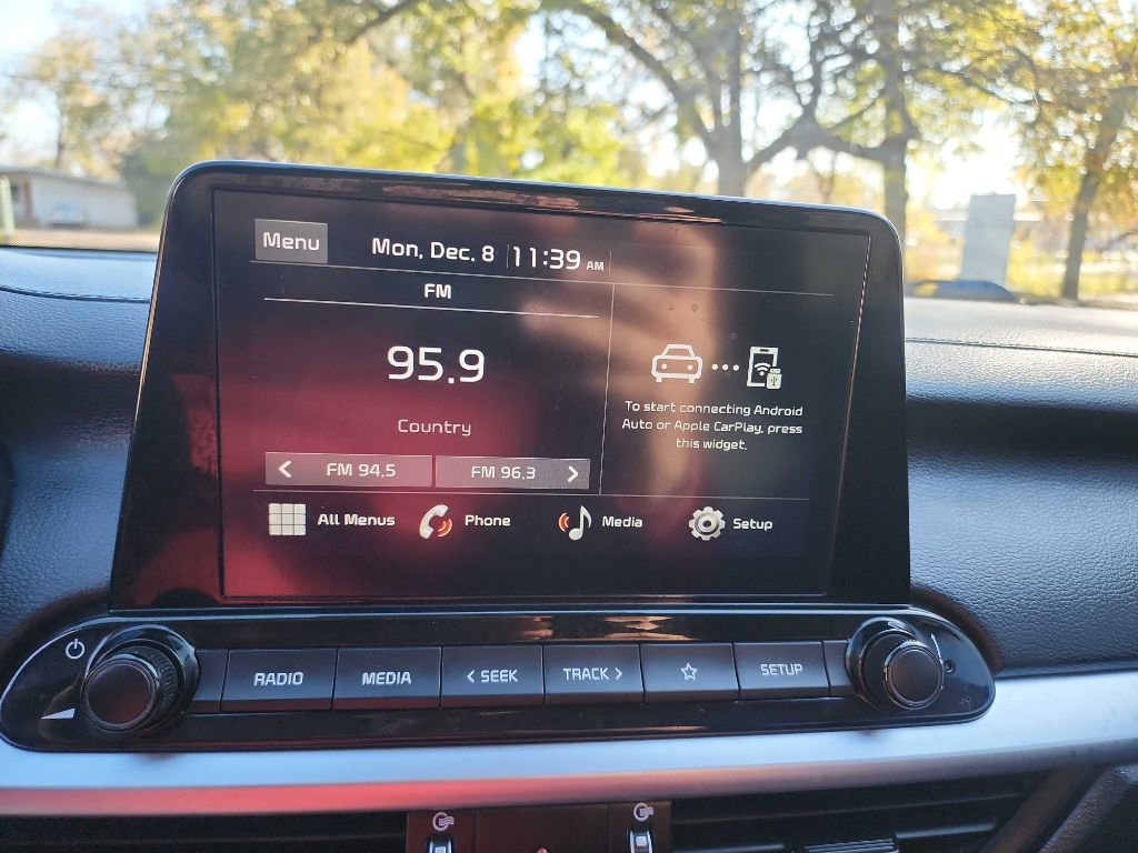 Used 2022 Kia Forte LXS image 22