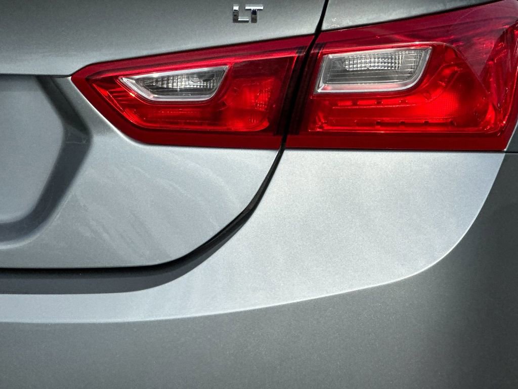 Used 2023 Chevrolet Malibu LT image 24