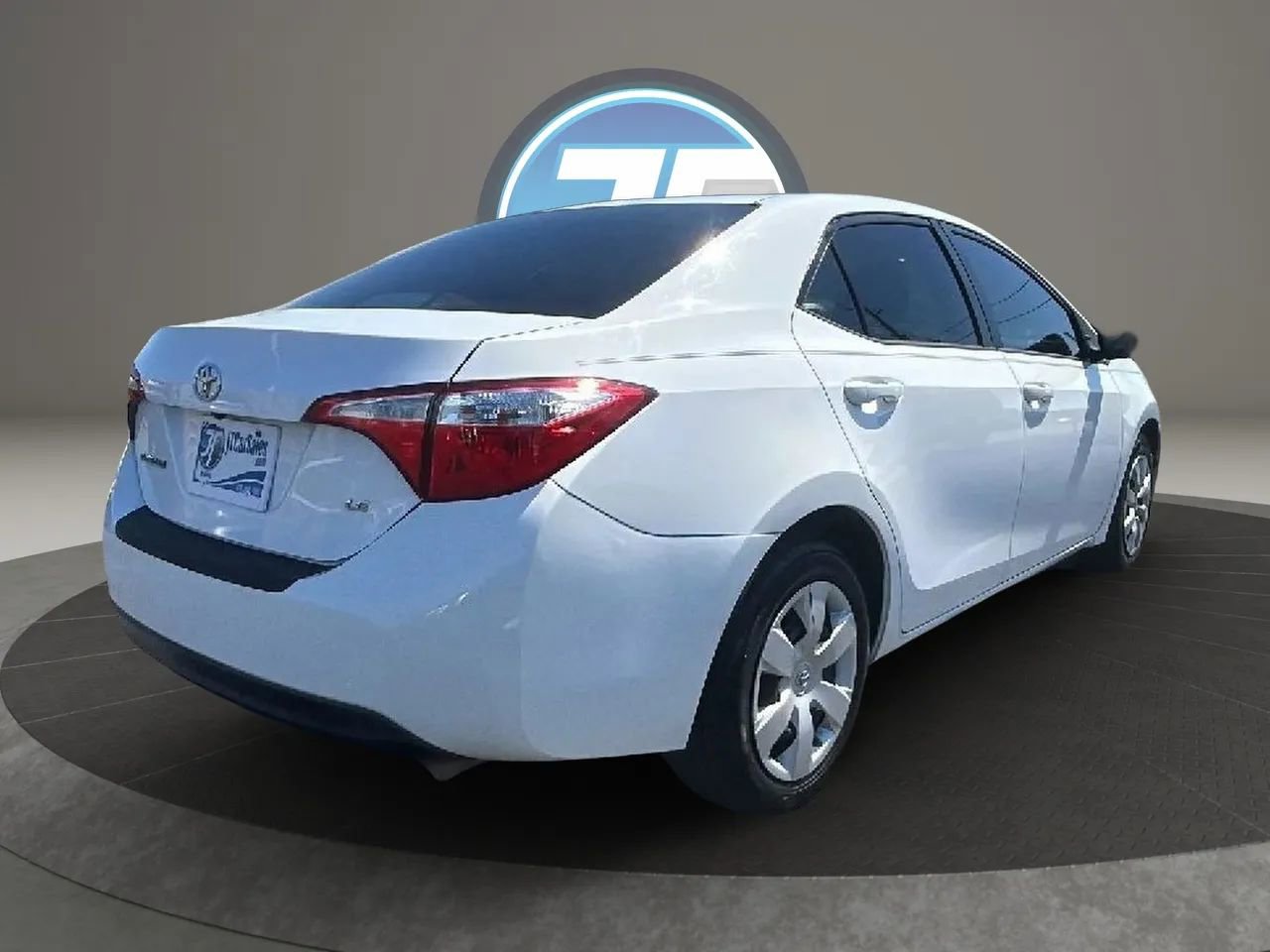 Used 2016 Toyota Corolla LE FWD image 8