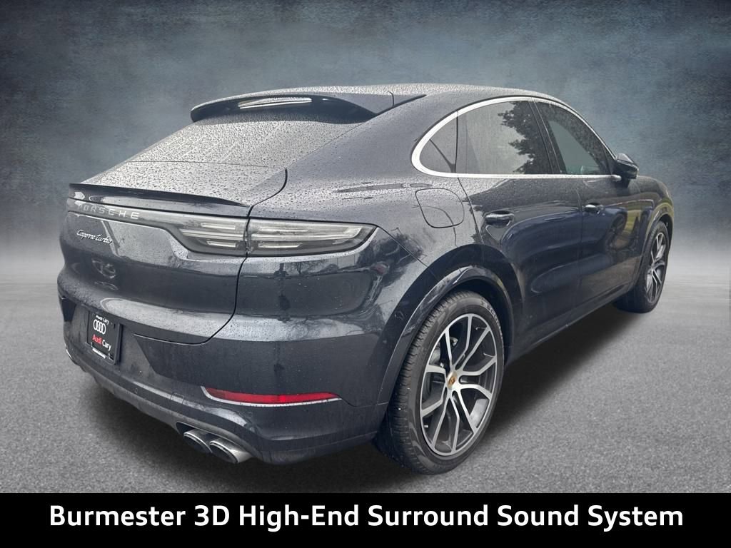 Used 2022 Porsche Cayenne Turbo image 5