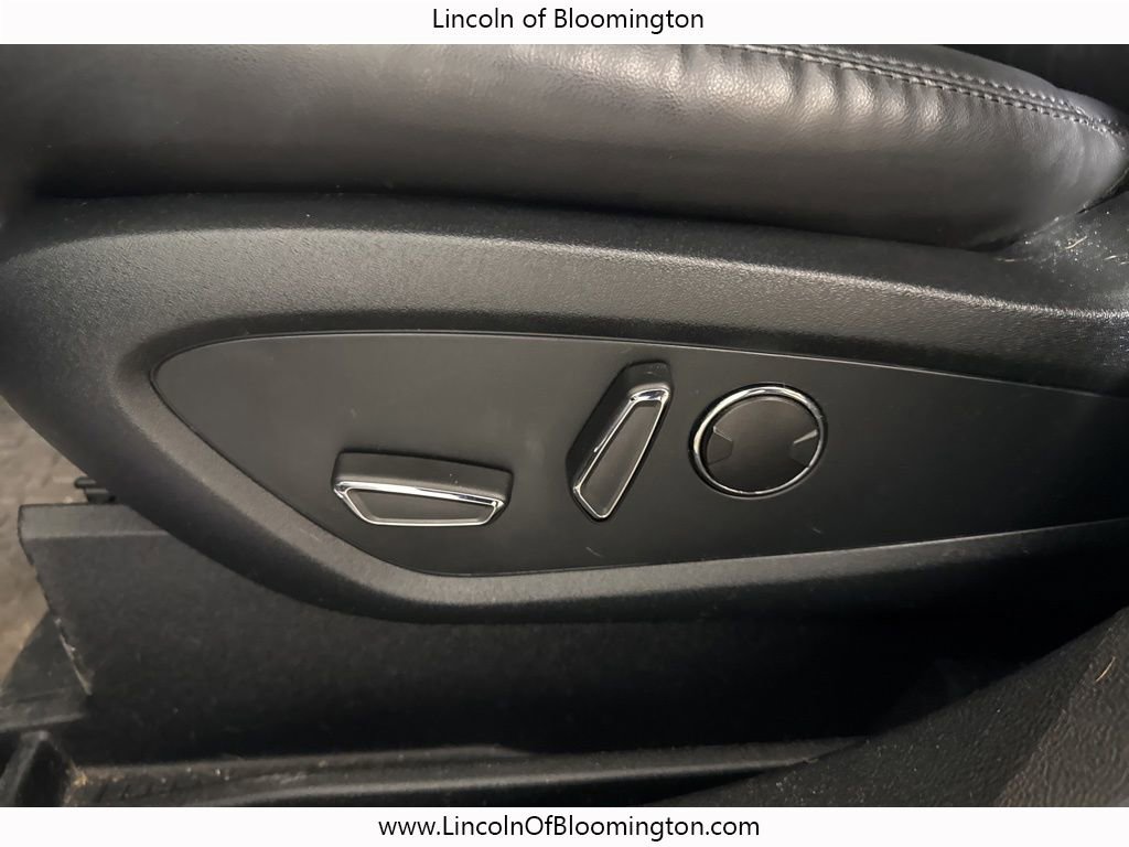 Used 2022 Lincoln Nautilus Reserve image 30